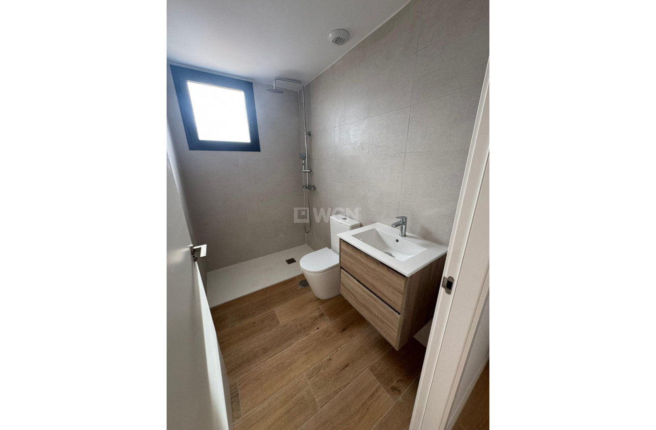 Nowy budynek - Daszek - Alicante - Benalua