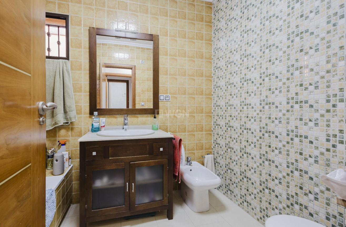 Odsprzedaż - Villa - Torrevieja - Costa Blanca