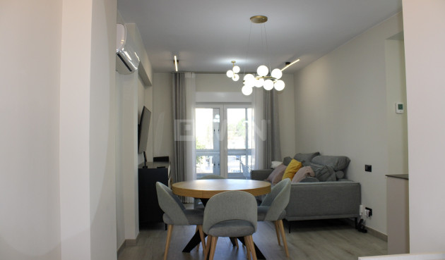 Odsprzedaż - Mieszkanie w bloku - Vélez-Málaga - Costa del Sol