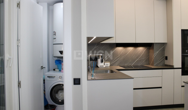 Odsprzedaż - Mieszkanie w bloku - Vélez-Málaga - Costa del Sol