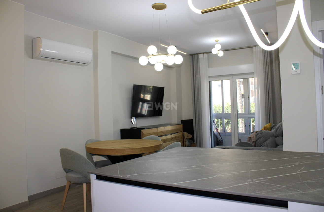 Odsprzedaż - Mieszkanie w bloku - Vélez-Málaga - Costa del Sol