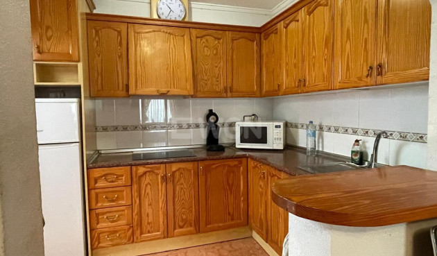 Odsprzedaż - Villa - Orihuela Costa - Punta Prima