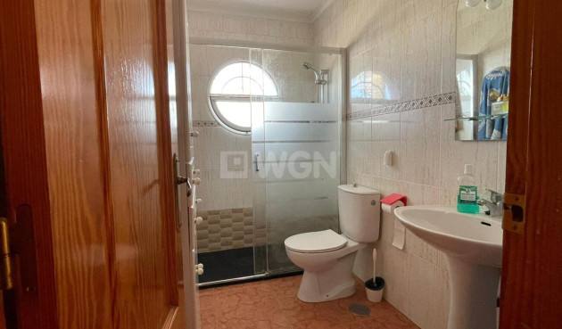 Odsprzedaż - Villa - Orihuela Costa - Punta Prima