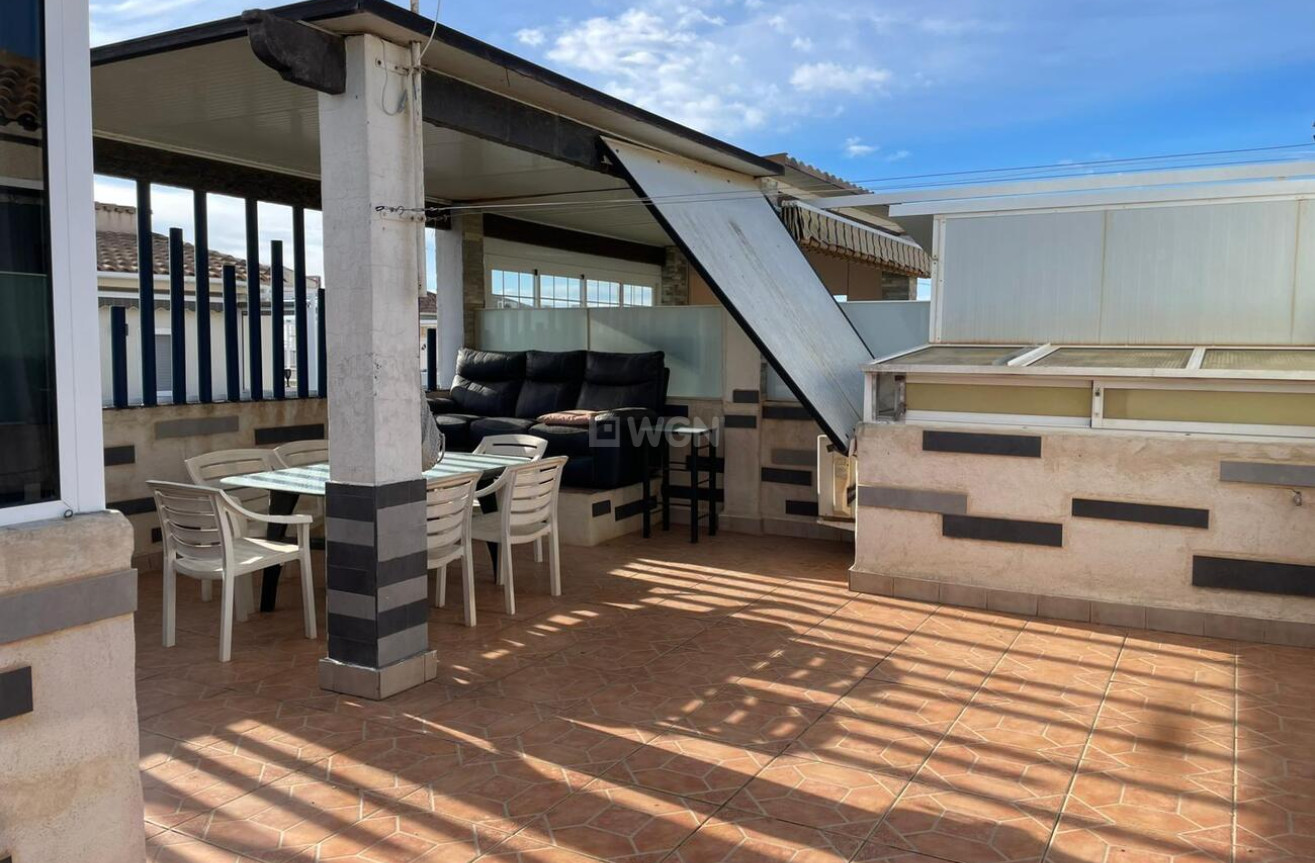 Odsprzedaż - Villa - Orihuela Costa - Punta Prima