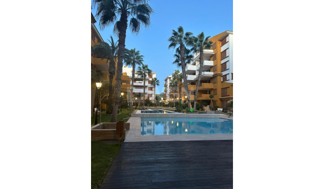 Odsprzedaż - Mieszkanie w bloku - Punta Prima - Costa Blanca