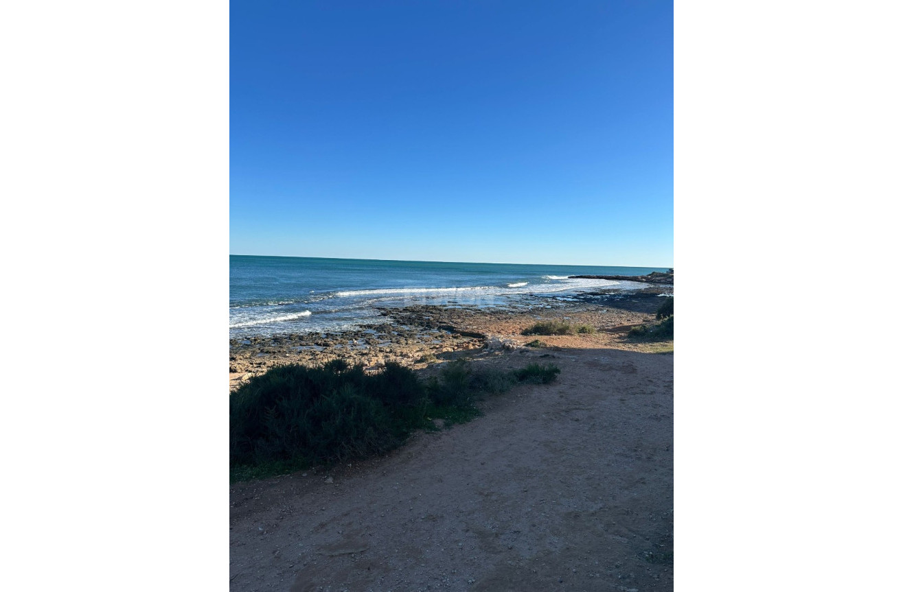 Odsprzedaż - Mieszkanie w bloku - Punta Prima - Costa Blanca