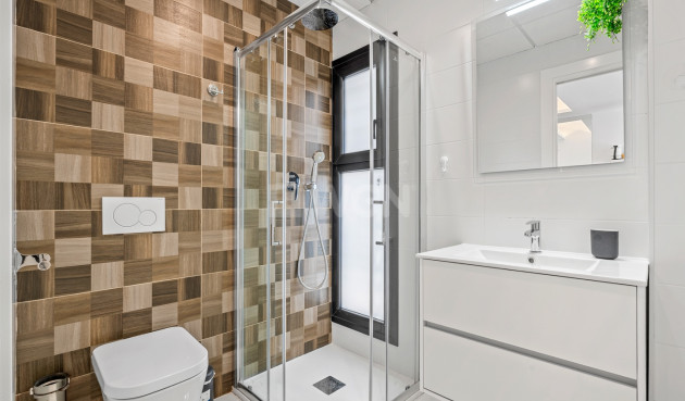 Odsprzedaż - Mieszkanie w bloku - Guardamar del Segura - Costa Blanca