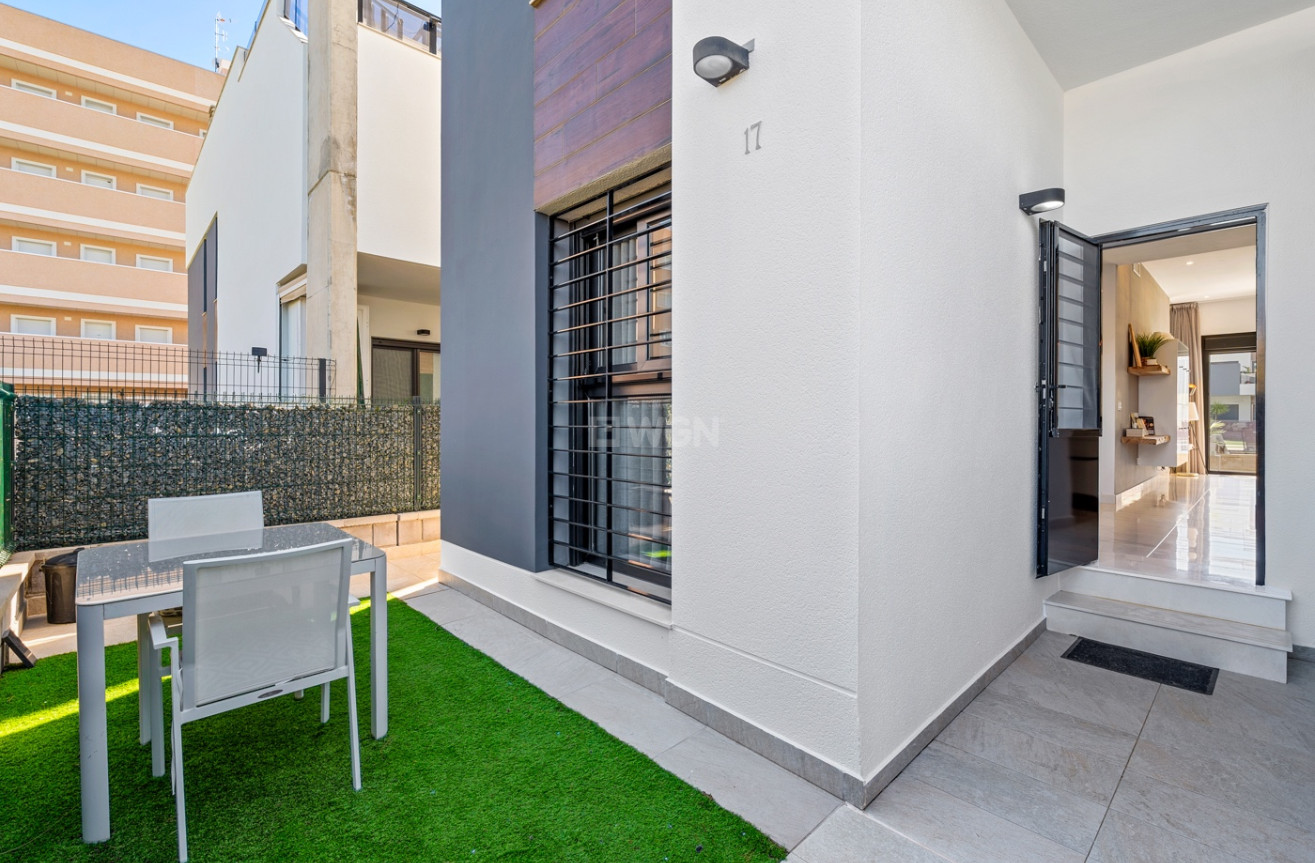 Odsprzedaż - Mieszkanie w bloku - Guardamar del Segura - Costa Blanca