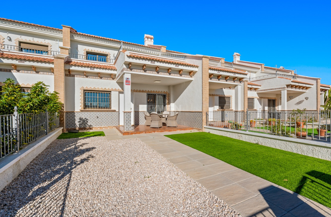 Odsprzedaż - Villa - San Miguel de Salinas - Inland