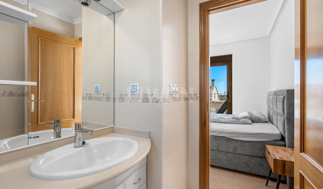 Odsprzedaż - Villa - San Miguel de Salinas - Inland