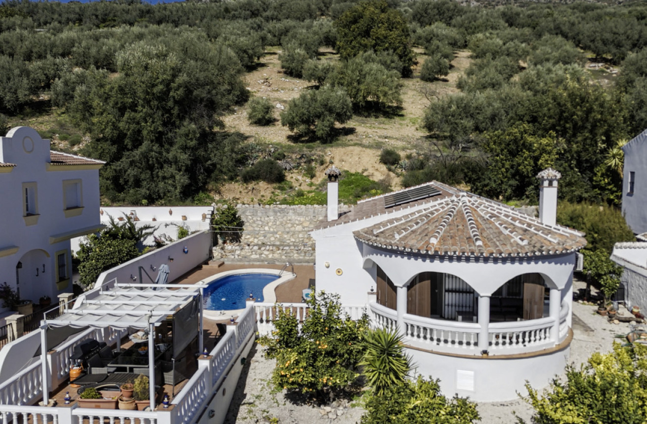 Reventa - Villa - Mondrón - Inland