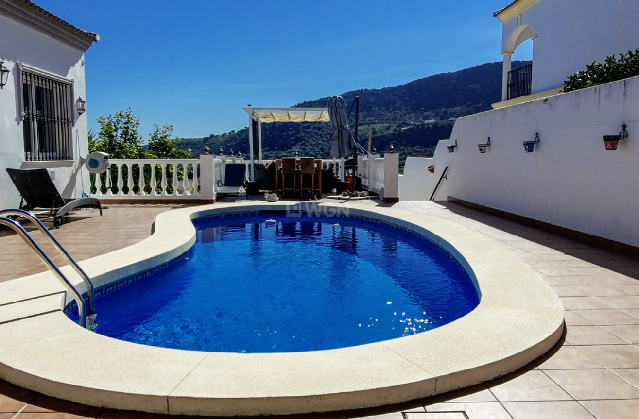 Reventa - Villa - Mondrón - Inland