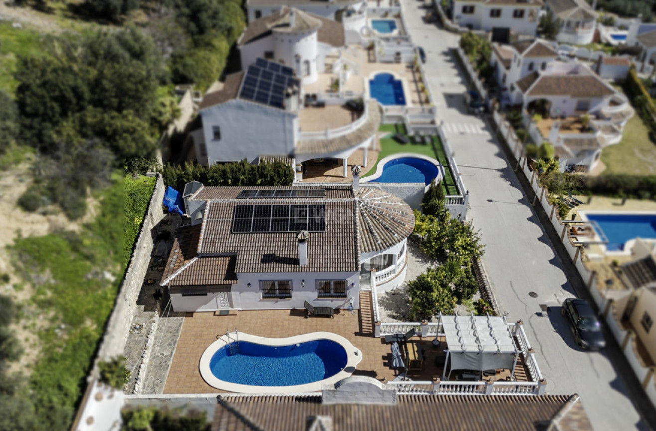 Reventa - Villa - Mondrón - Inland