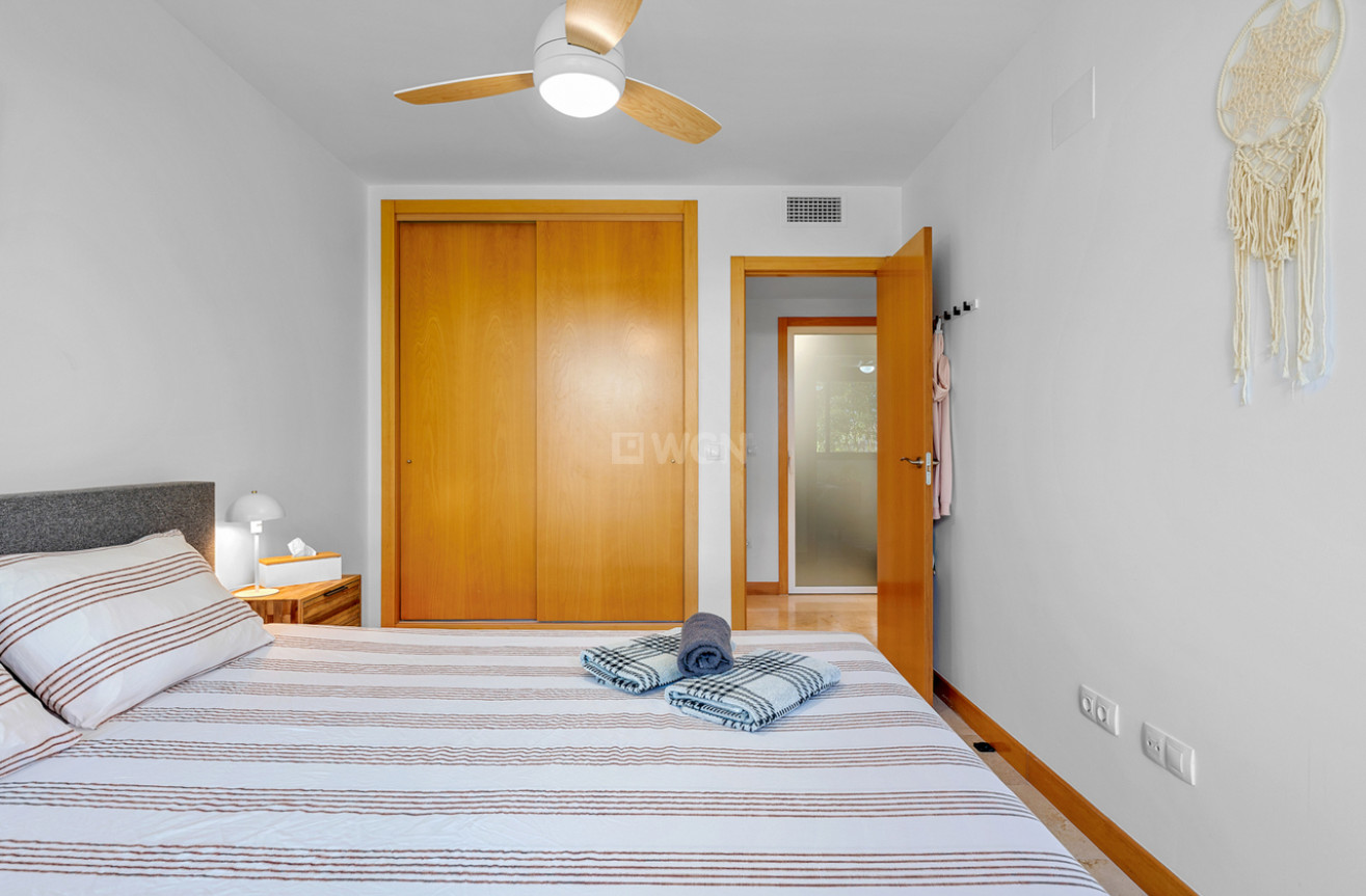 Resale - Apartment / flat - Campoamor - Costa Blanca