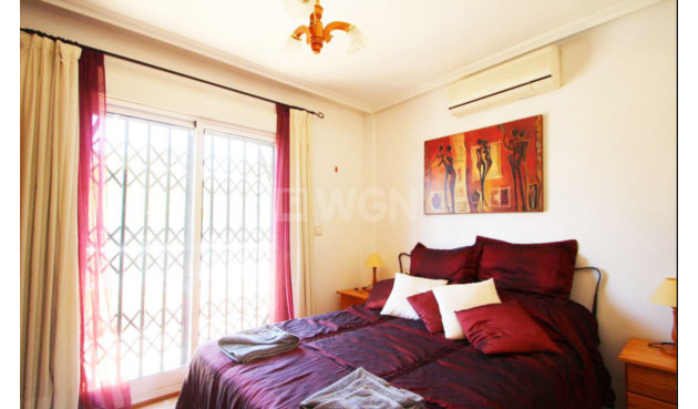 Odsprzedaż - Villa - Villamartin - Costa Blanca