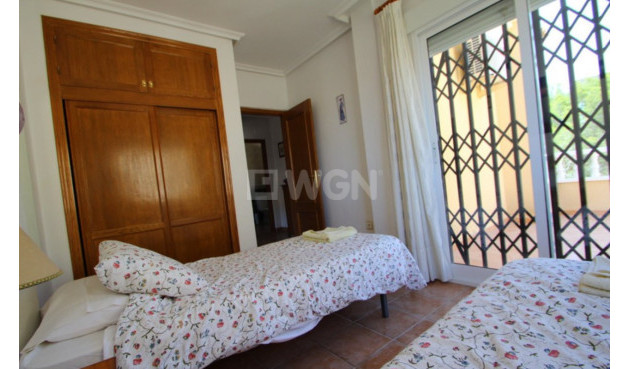 Odsprzedaż - Villa - Villamartin - Costa Blanca