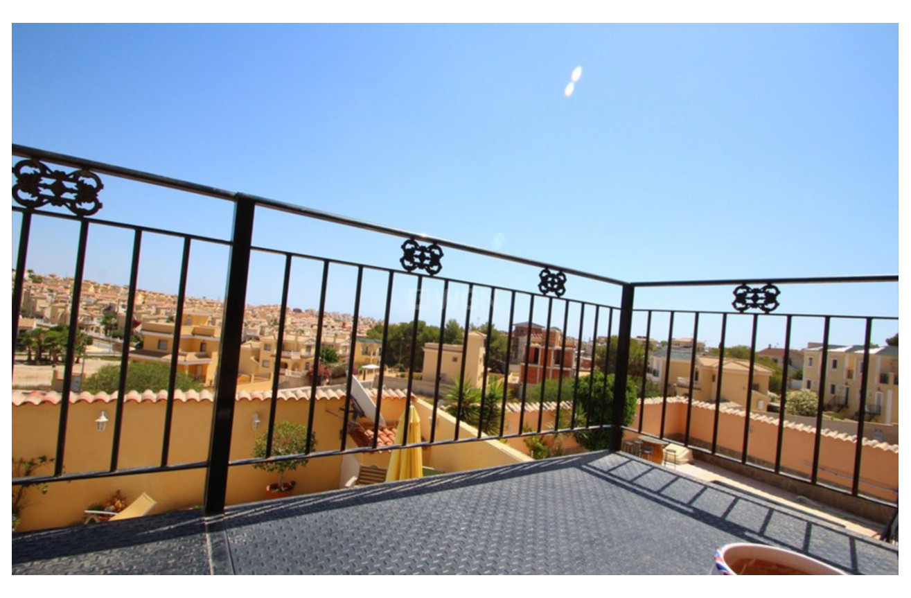 Odsprzedaż - Villa - Villamartin - Costa Blanca