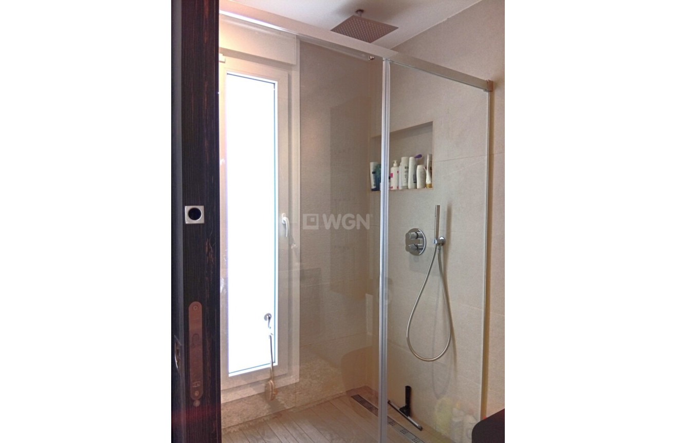 Odsprzedaż - Villa - La Finca Golf Resort - Inland