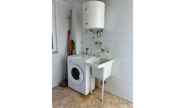 Odsprzedaż - Mieszkanie w bloku - Almoradí - Costa Blanca