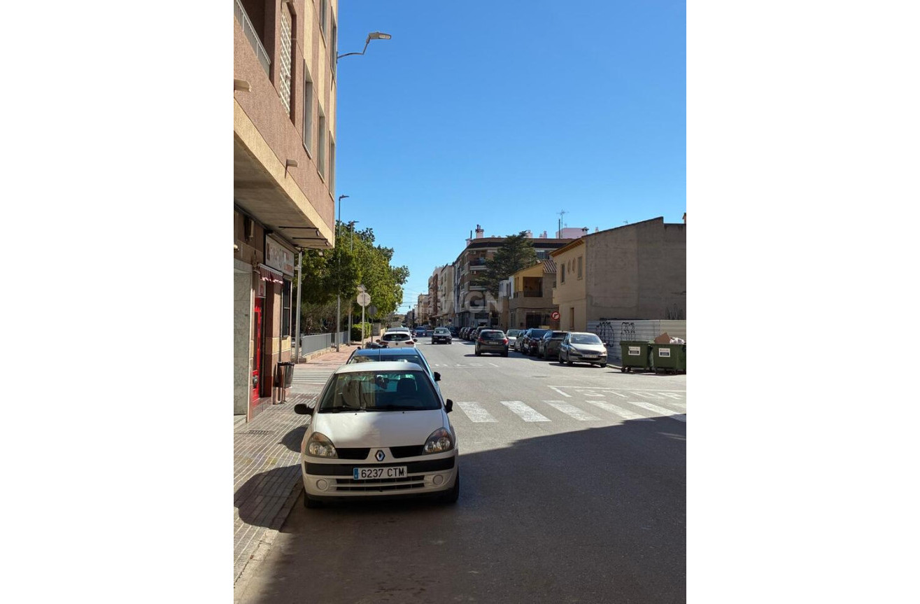 Odsprzedaż - Mieszkanie w bloku - Almoradí - Costa Blanca