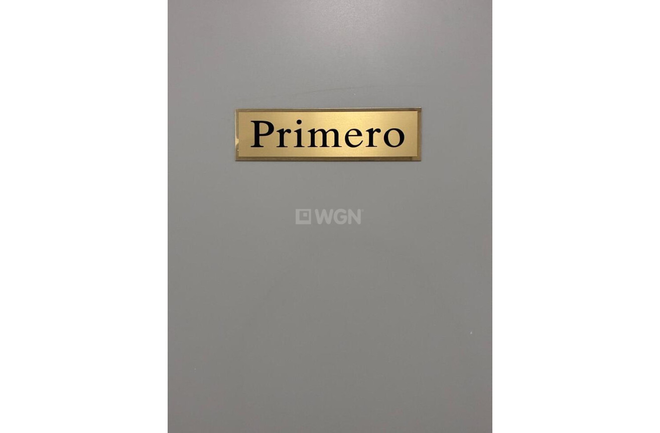 Odsprzedaż - Mieszkanie w bloku - Almoradí - Costa Blanca