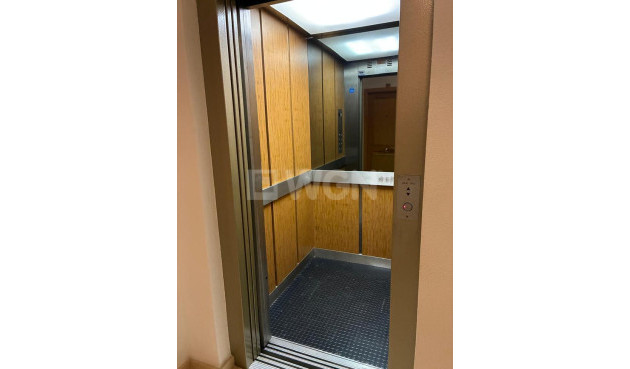 Odsprzedaż - Mieszkanie w bloku - Almoradí - Costa Blanca