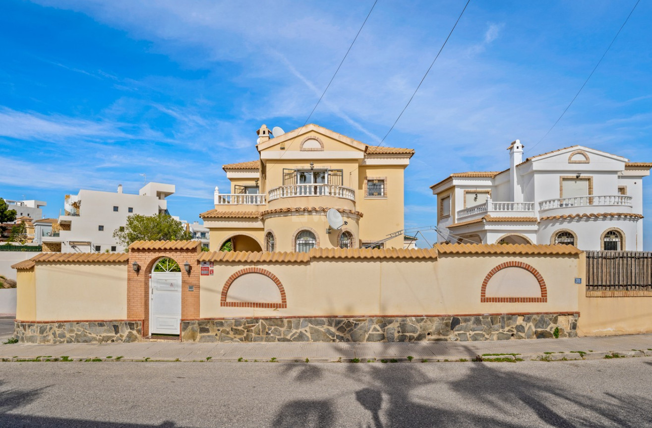 Wiederverkauf - Villa - Orihuela Costa - Costa Blanca