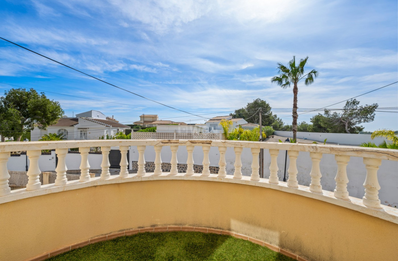 Wiederverkauf - Villa - Orihuela Costa - Costa Blanca
