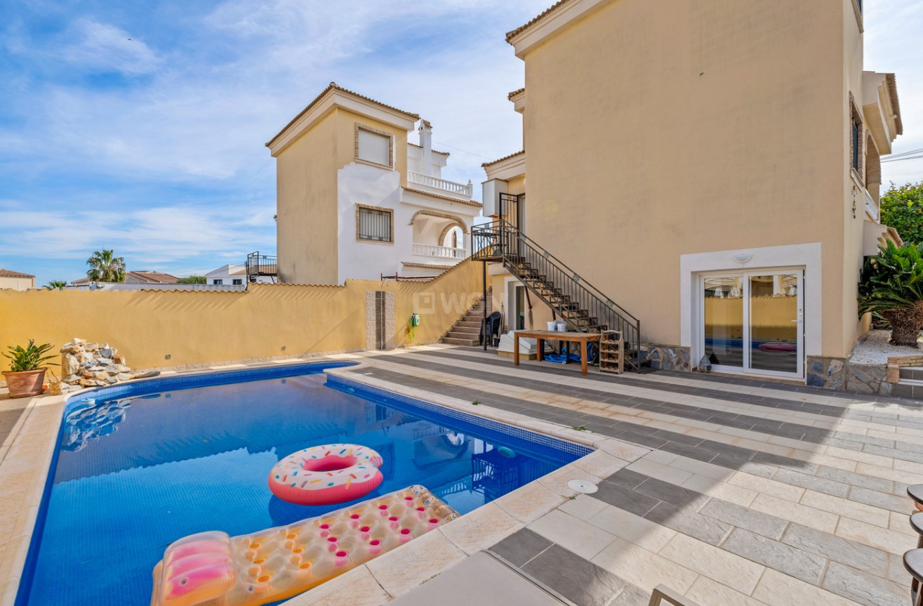 Wiederverkauf - Villa - Orihuela Costa - Costa Blanca