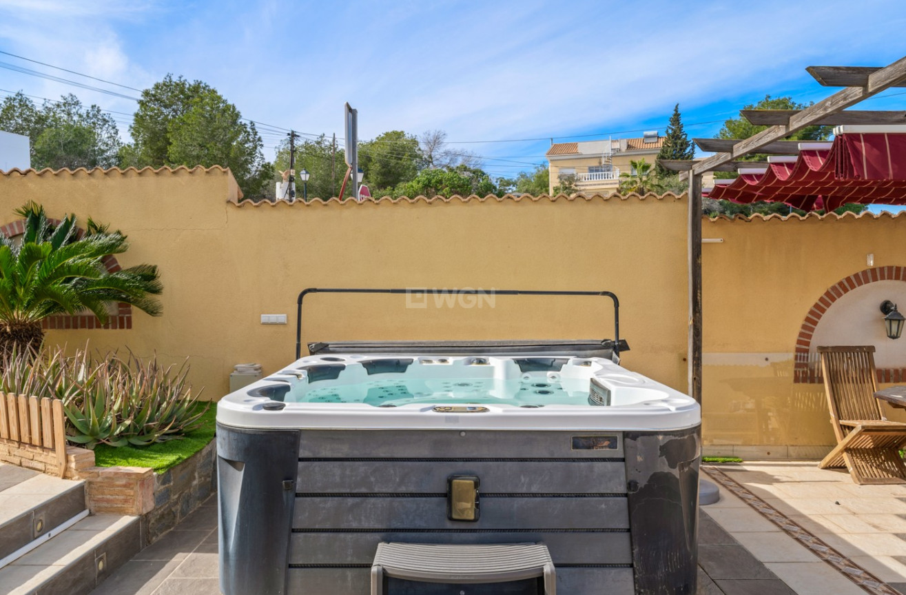 Wiederverkauf - Villa - Orihuela Costa - Costa Blanca