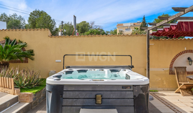 Wiederverkauf - Villa - Orihuela Costa - Costa Blanca