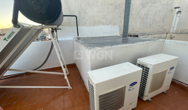 Odsprzedaż - Kamienica - Almoradí - Inland