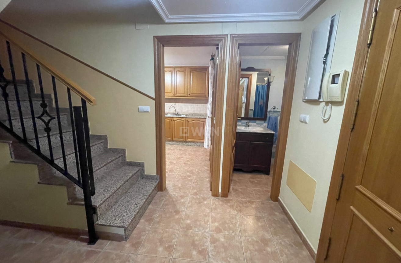 Odsprzedaż - Kamienica - Almoradí - Inland