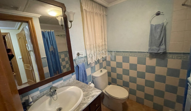 Odsprzedaż - Kamienica - Almoradí - Inland