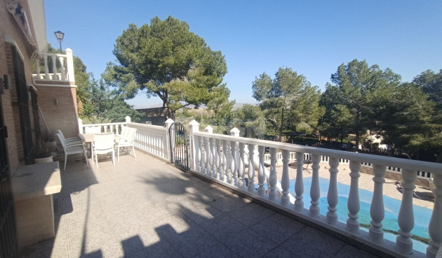 Resale - Villa - Canadas De San Pedro - Inland