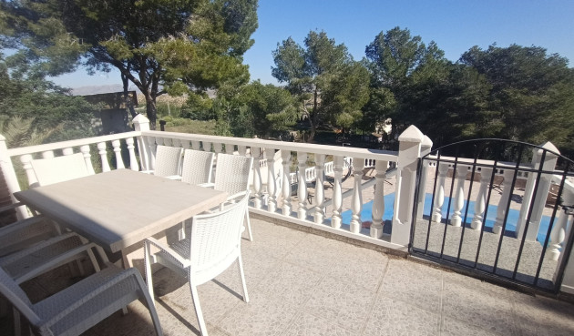 Resale - Villa - Canadas De San Pedro - Inland