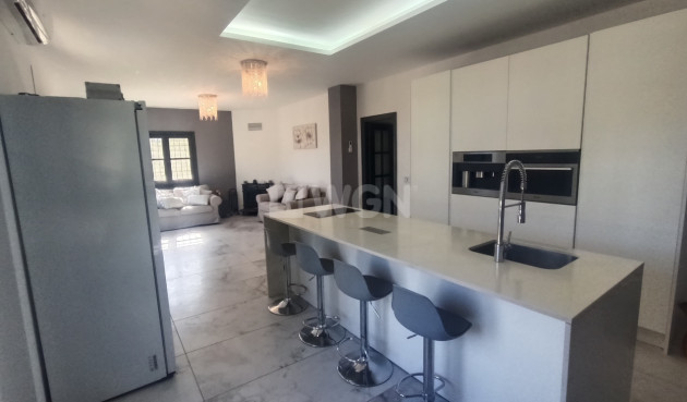 Resale - Villa - Canadas De San Pedro - Inland