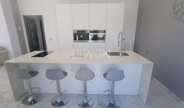 Resale - Villa - Canadas De San Pedro - Inland