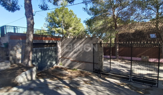 Resale - Villa - Canadas De San Pedro - Inland