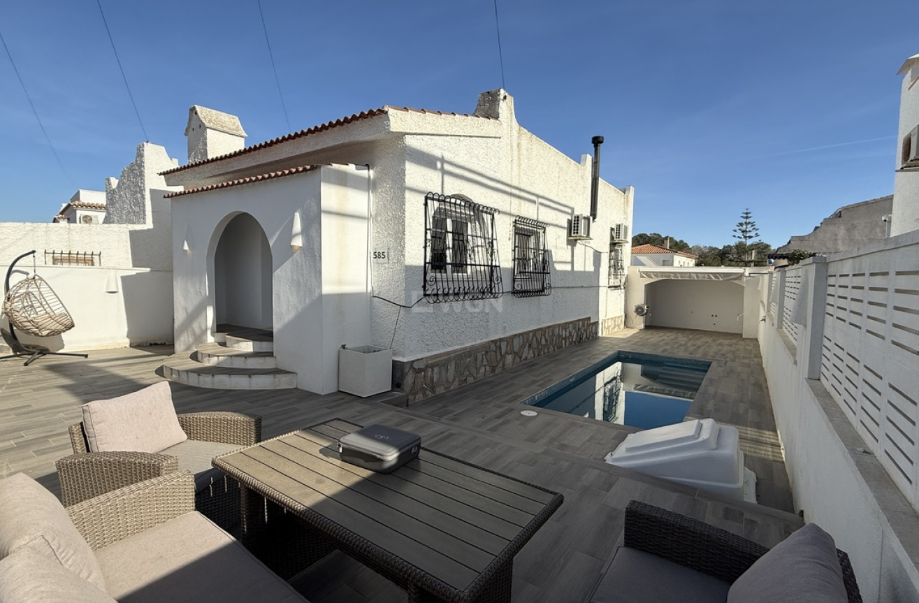 Resale - Villa - Villamartin - Costa Blanca