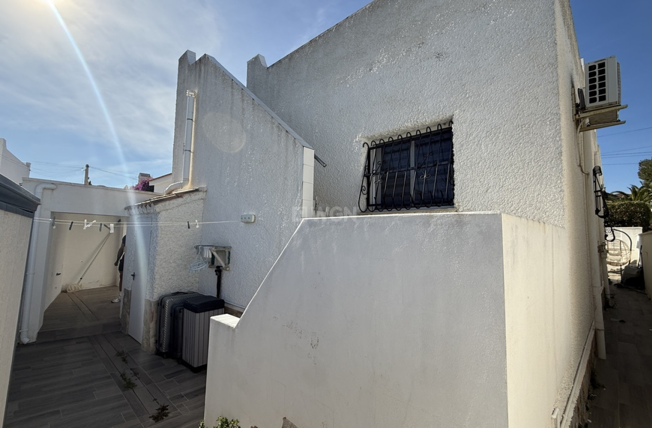 Resale - Villa - Villamartin - Costa Blanca