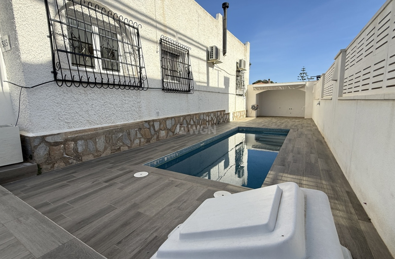 Resale - Villa - Villamartin - Costa Blanca