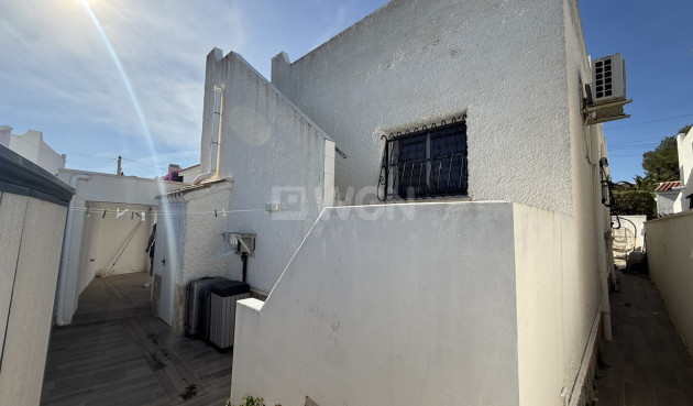 Resale - Villa - Villamartin - Costa Blanca