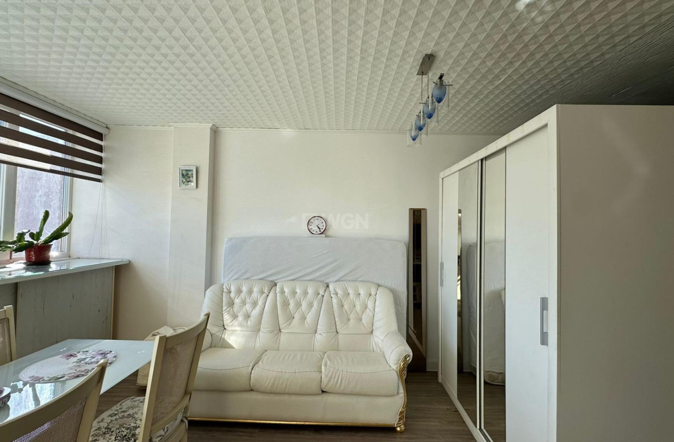 Reventa - Apartamento / piso - Torrevieja - Centro