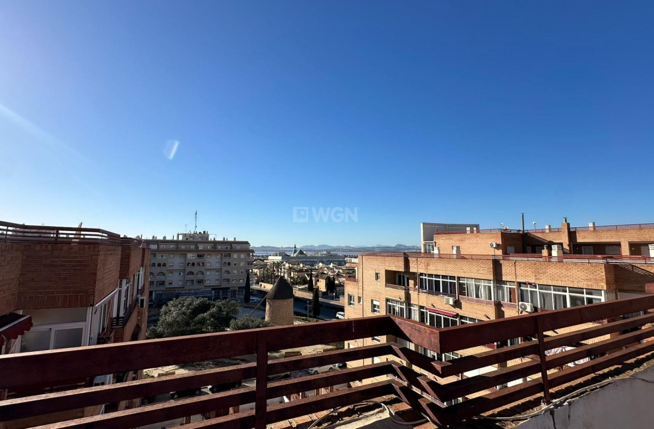 Reventa - Apartamento / piso - Torrevieja - Centro