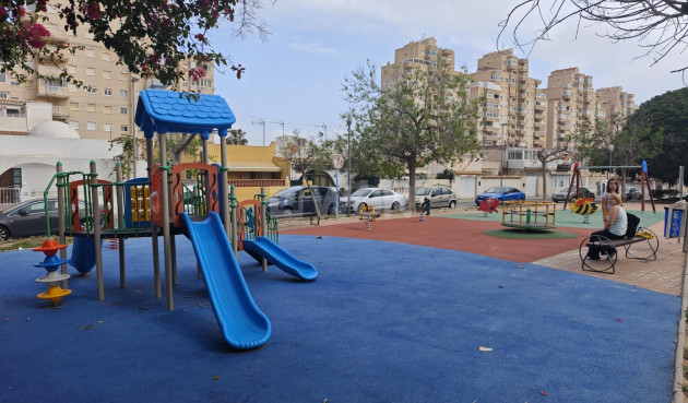 Resale - Bungalow - Torrevieja - Playa del Cura