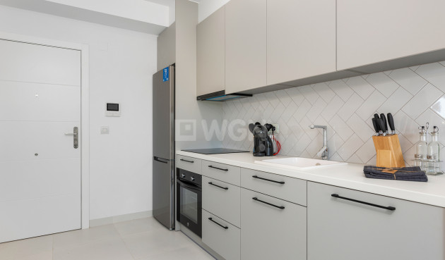 Reventa - Apartamento / piso - San Miguel de Salinas - Inland