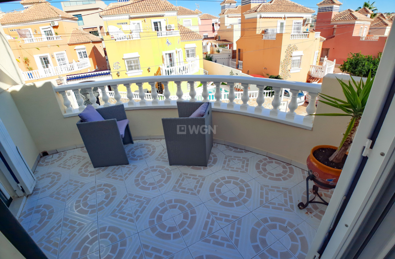 Odsprzedaż - Villa - Villamartin - Costa Blanca