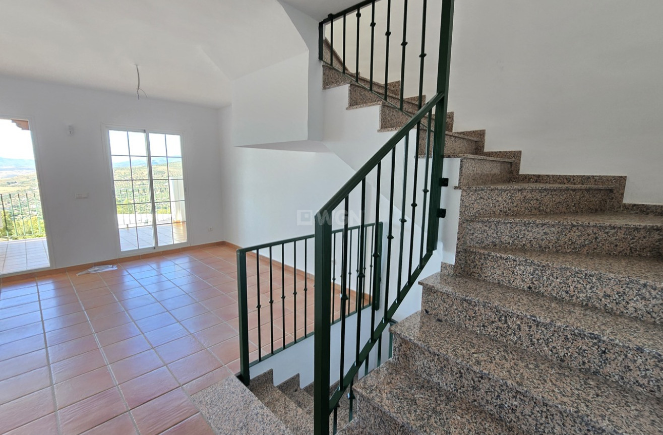 Odsprzedaż - Kamienica - Alcaucín - Inland