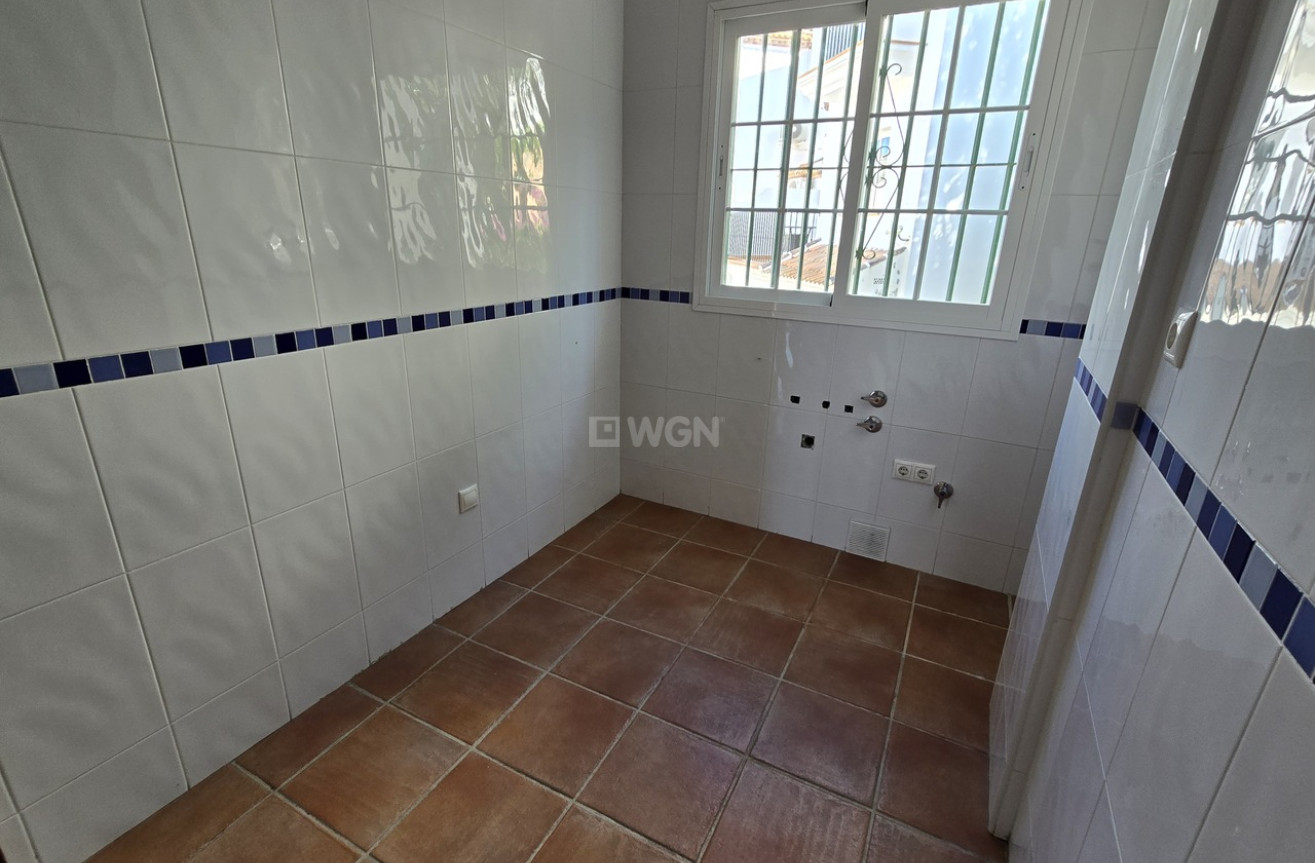 Odsprzedaż - Kamienica - Alcaucín - Inland